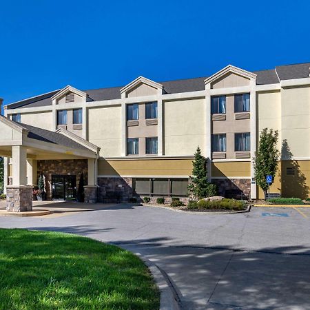 Comfort Inn & Suites Kansas City - Northeast Экстерьер фото